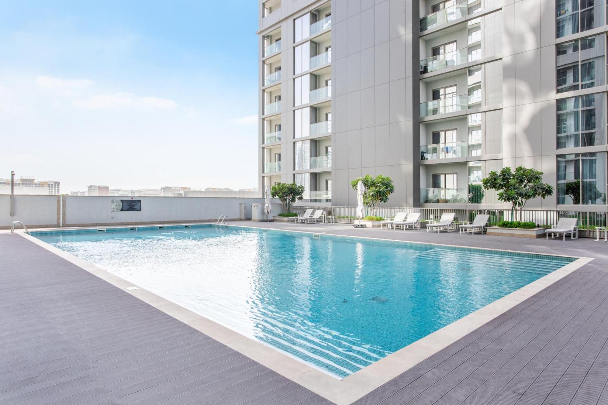 Stay By Latinem Luxury 1Br Plus Study Holiday Home Cv A2712 Near Downtown Dubai Exterior foto