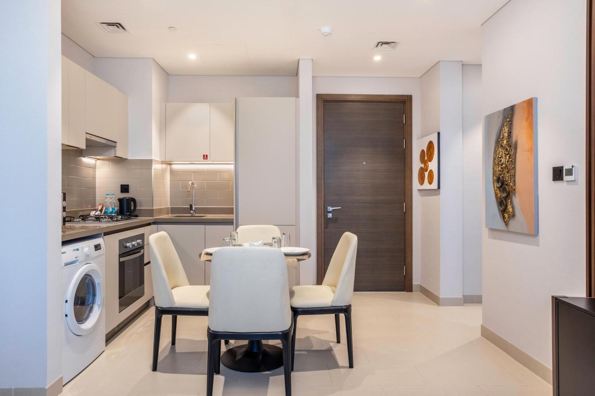 Stay By Latinem Luxury 1Br Plus Study Holiday Home Cv A2712 Near Downtown Dubai Exterior foto