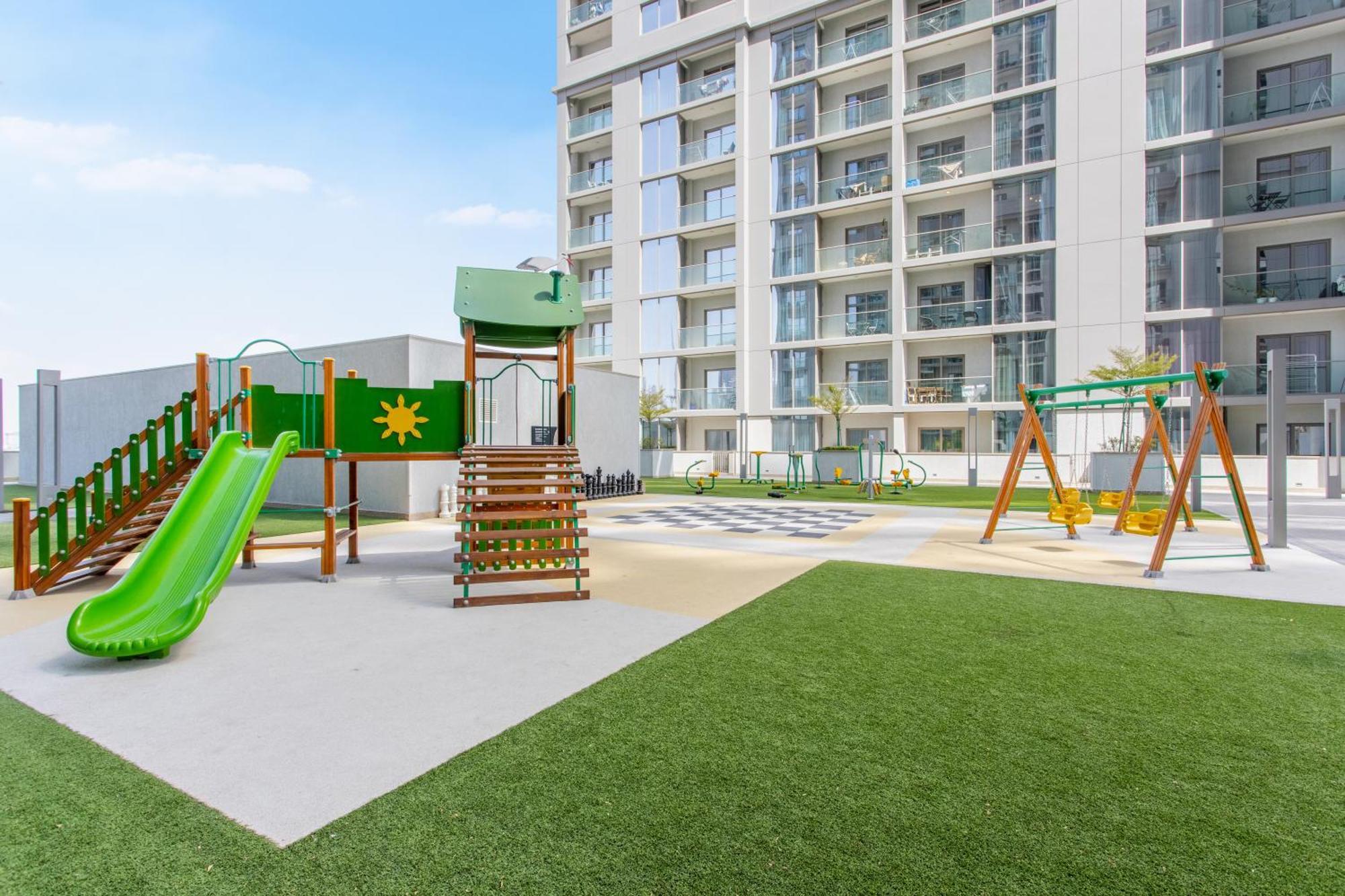 Stay By Latinem Luxury 1Br Plus Study Holiday Home Cv A2712 Near Downtown Dubai Exterior foto