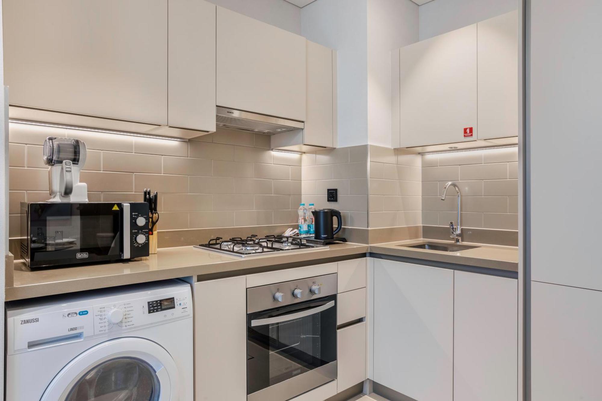 Stay By Latinem Luxury 1Br Plus Study Holiday Home Cv A2712 Near Downtown Dubai Exterior foto